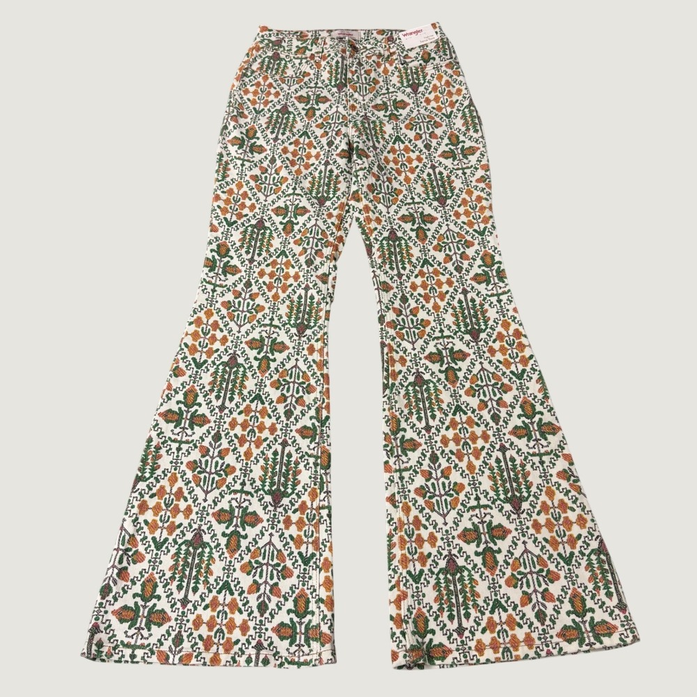 Wrangler High Rise Fierce Flare Floral Tapestry Jeans 4x32 112363429